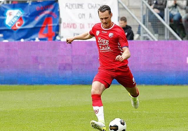 献上一场精 献上一场精