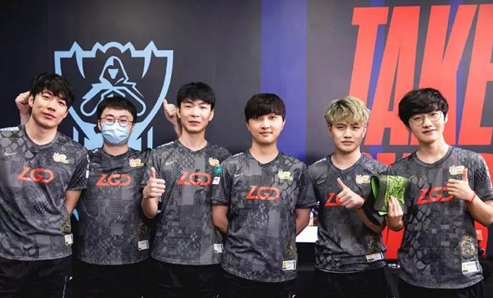 也要拿出个 也要拿出个